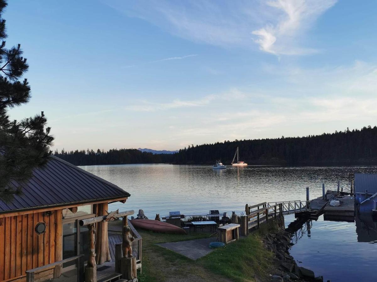Jade Resort-Oceanfront Suites In Gowlland Harbour Heriot Bay Exterior photo