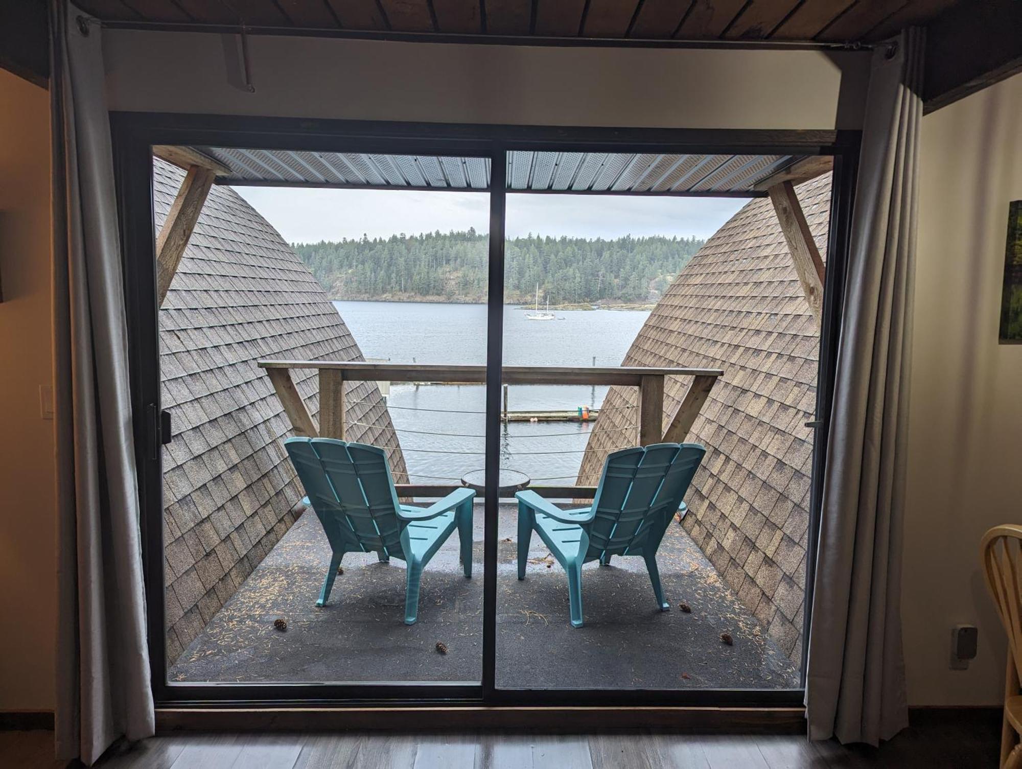 Jade Resort-Oceanfront Suites In Gowlland Harbour Heriot Bay Exterior photo