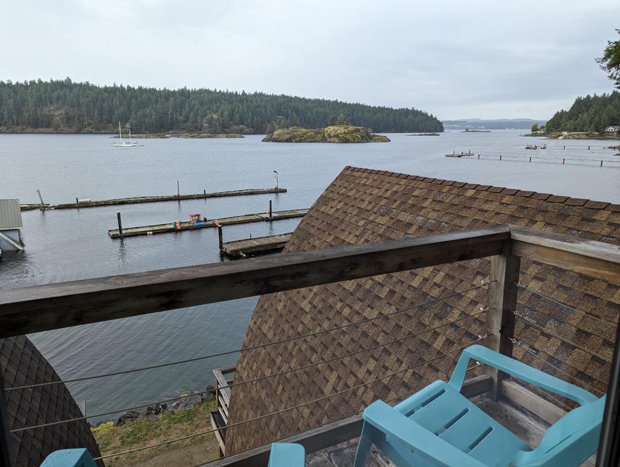 Jade Resort-Oceanfront Suites In Gowlland Harbour Heriot Bay Exterior photo